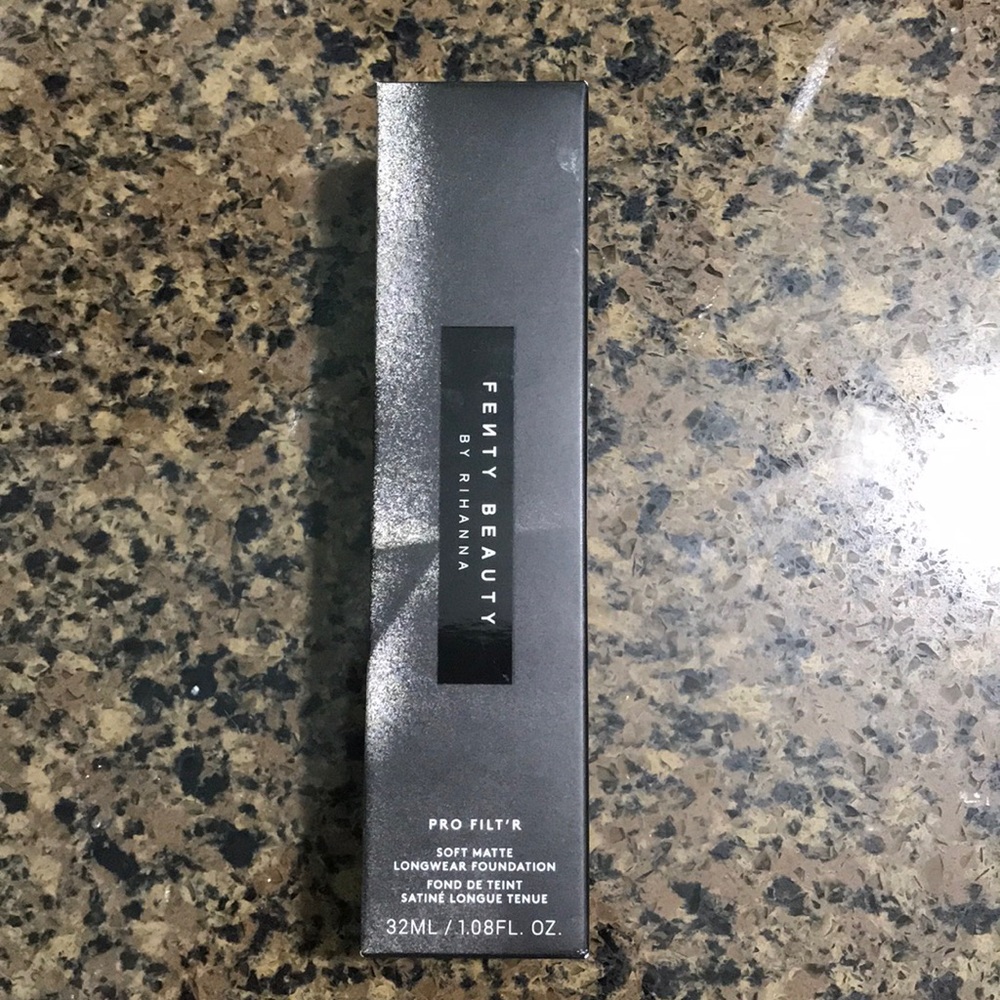 Fenty Beauty Pro Filt’R Soft Matte Foundation